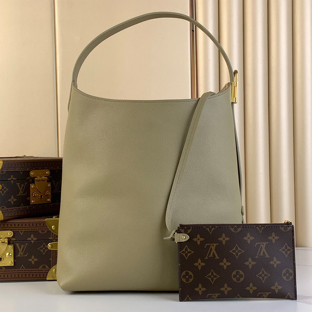 LV Low Key Hobo MM