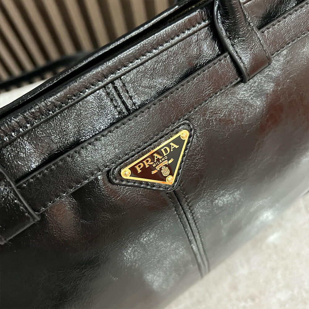 Prada Large leather handbag(high-end grade)