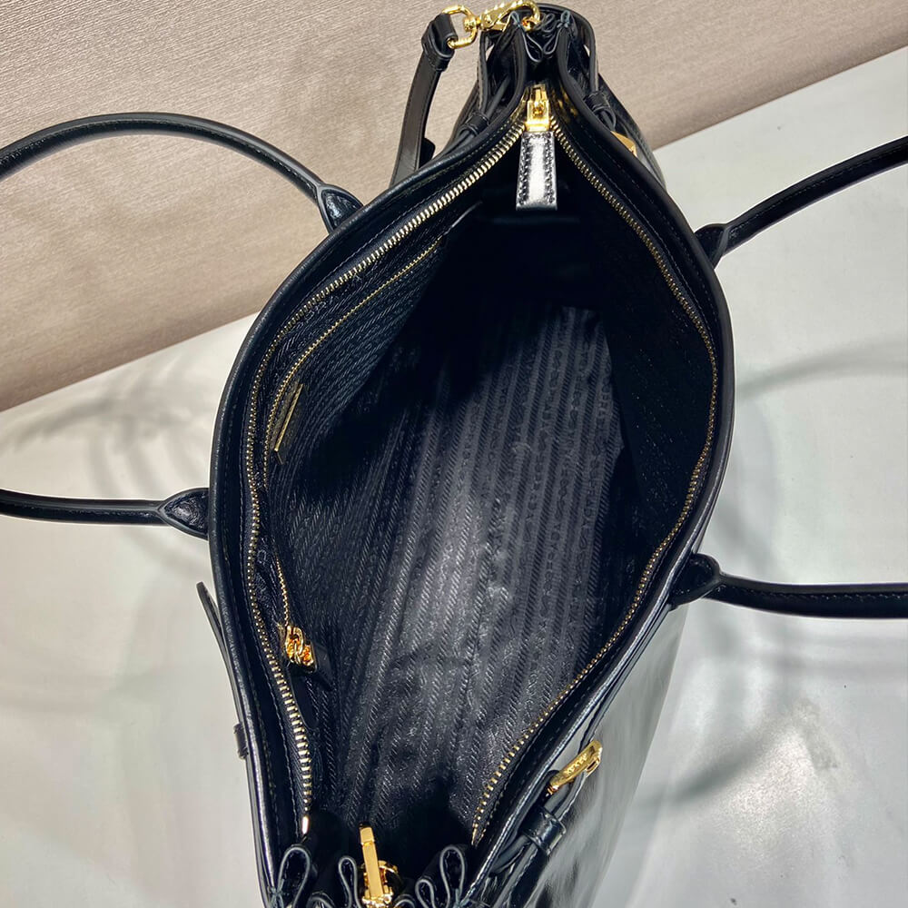 Prada Extra large leather handbag(high-end grade)