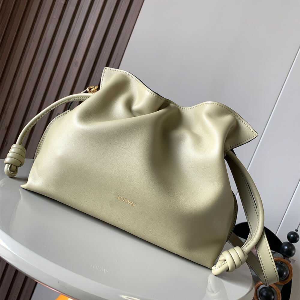 LOEWE Medium Flamenco clutch in nappa calfskin(HIGH-END GRADE)