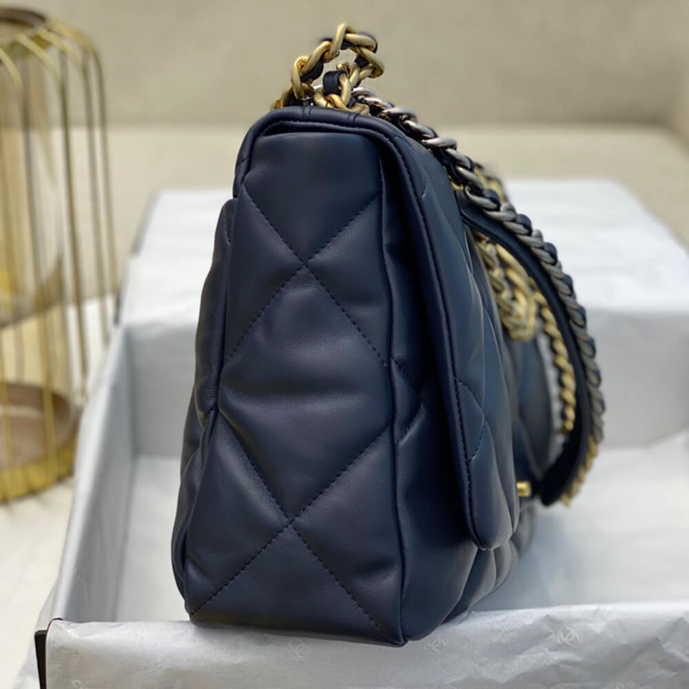 CHANEL 19 Maxi Handbag(HIGH-END GRADE)