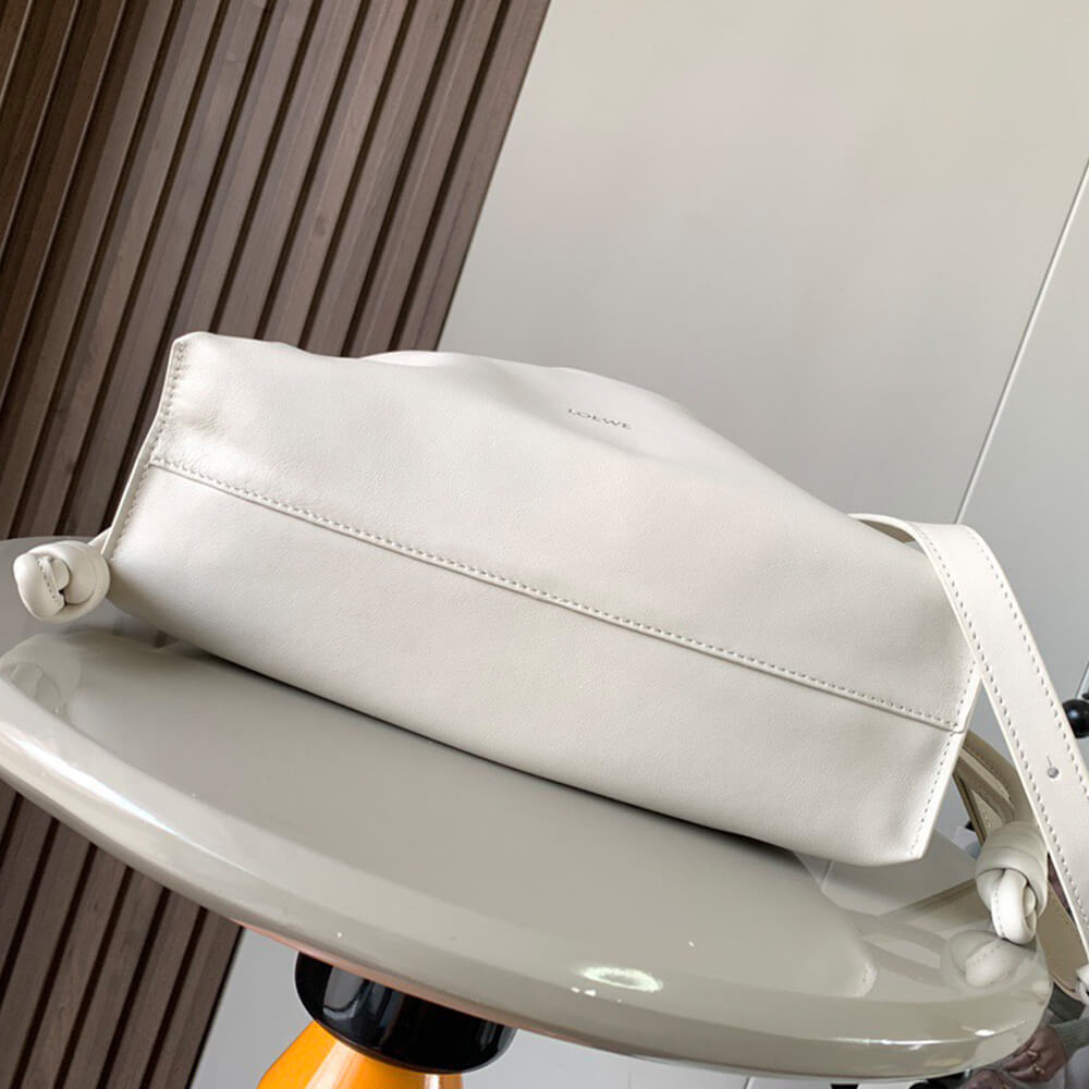 LOEWE Medium Flamenco clutch in nappa calfskin(HIGH-END GRADE)
