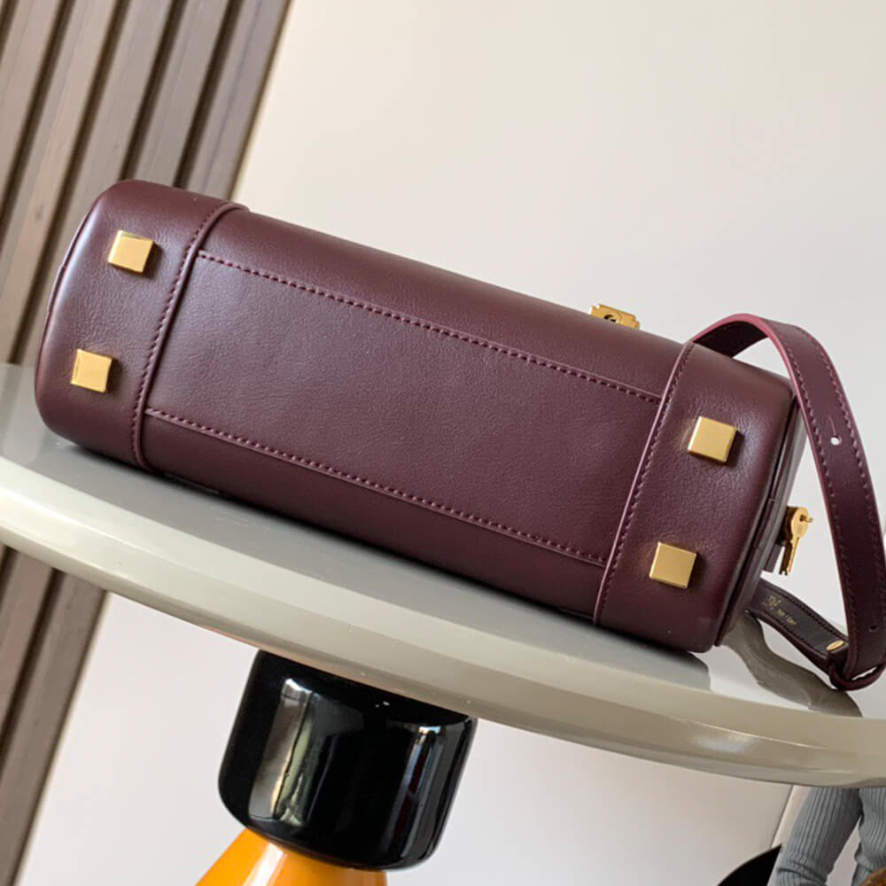 LOEWE Amazona 23 Cropped bag in nappa calfskin(HIGH-END GRADE)