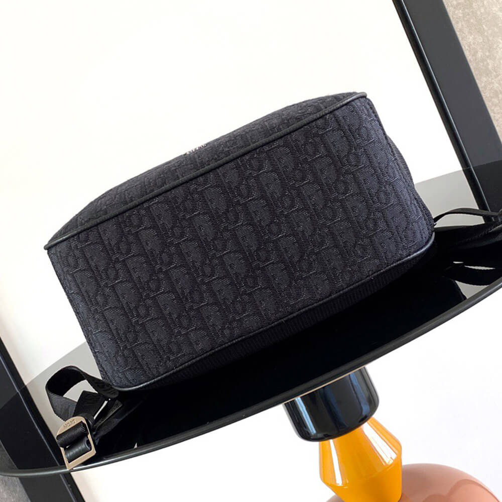 Dior 8 Roll Top Backpack(high-end grade)