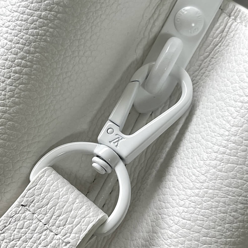 LV Capucines East-West MM(HIGH-END GRADE)