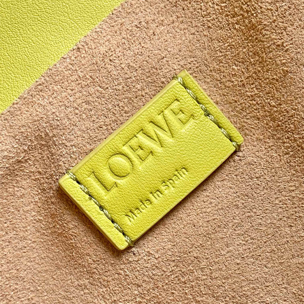 LOEWE Medium Flamenco clutch in nappa calfskin(HIGH-END GRADE)
