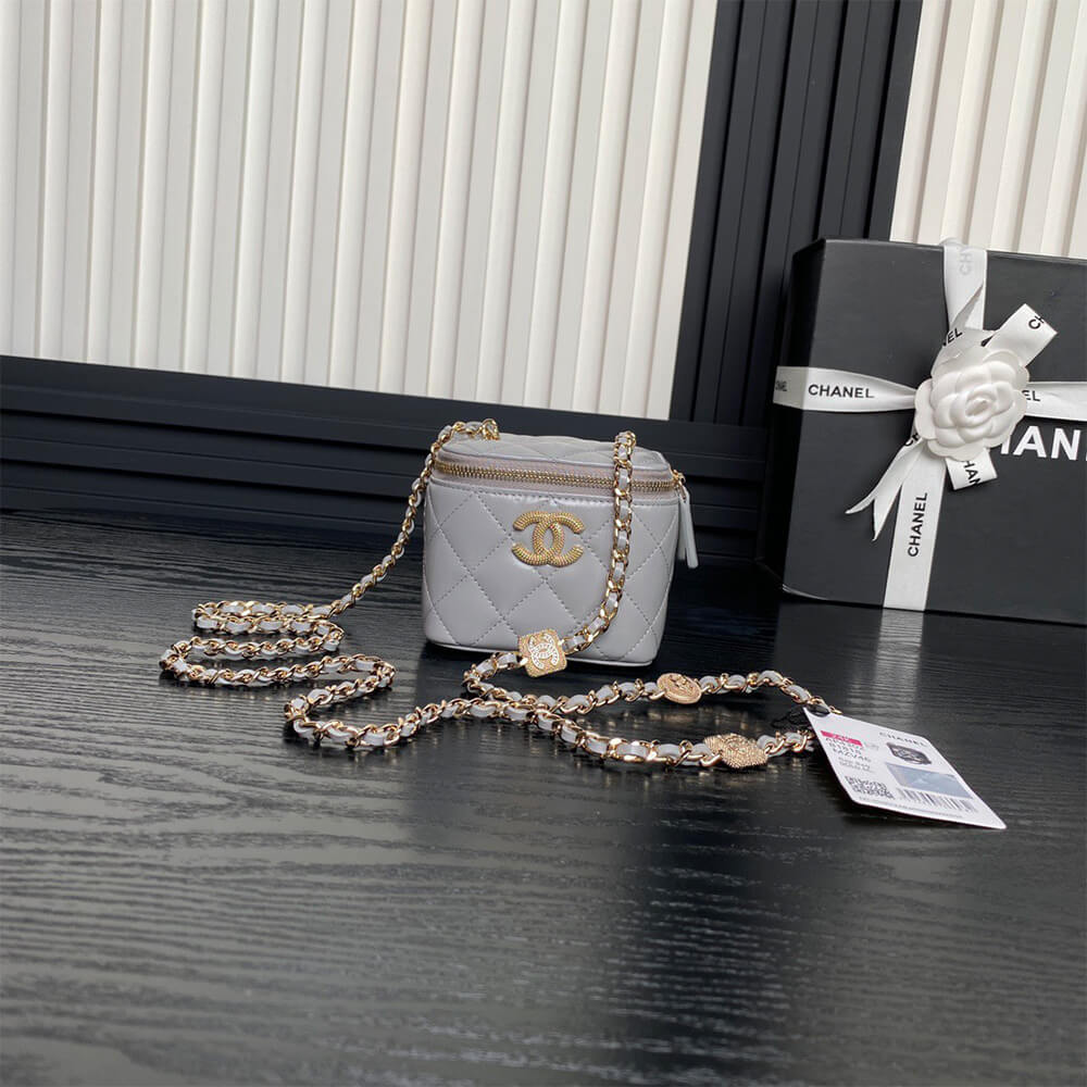 CHANEL Small Vanity with Chain(HIGH-END GRADE)