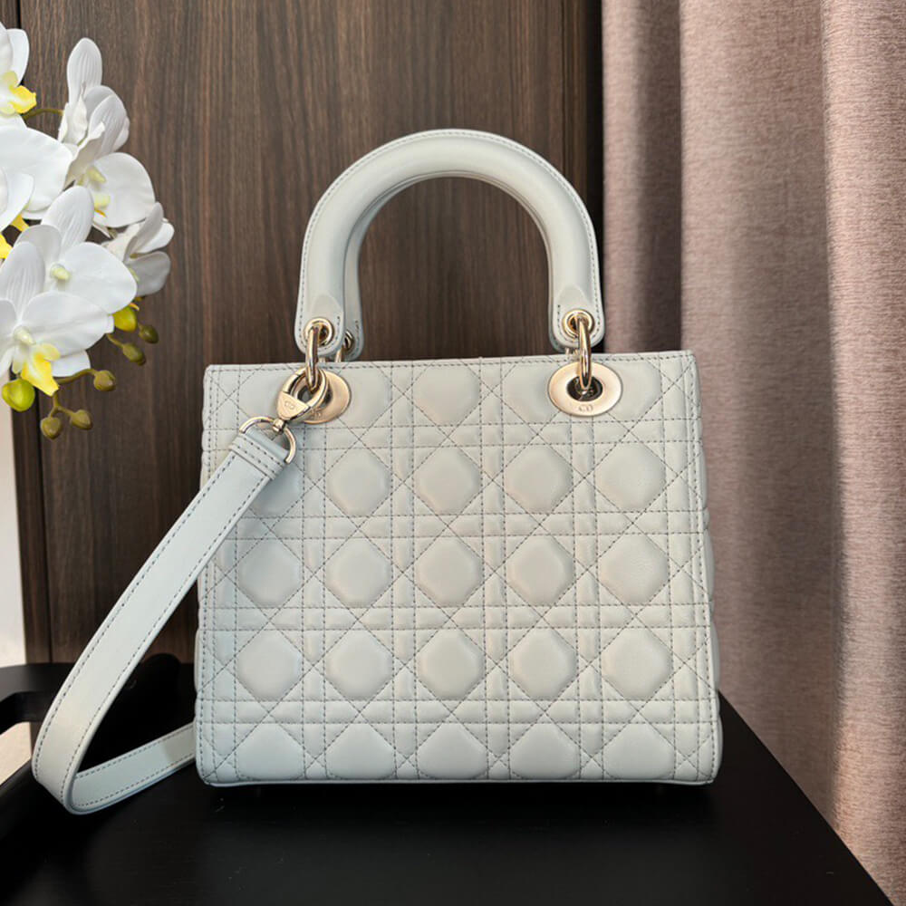 Medium Lady Dior Bag(HIGH-END GRADE)
