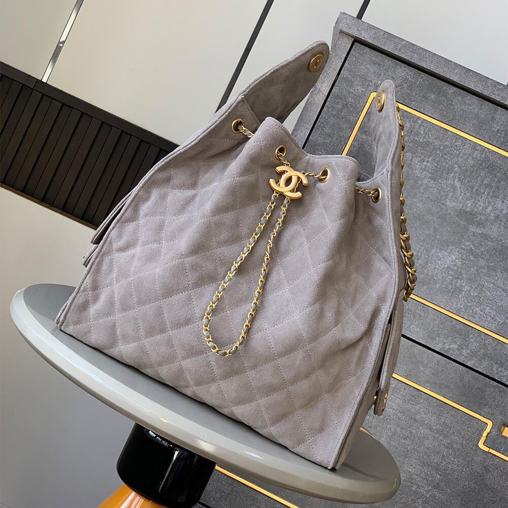 CHANEL 25 Medium Handbag SUEDE(high-end grade)
