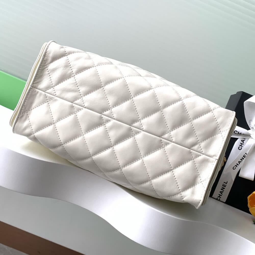 CHANEL 25 Small Handbag(high-end grade)