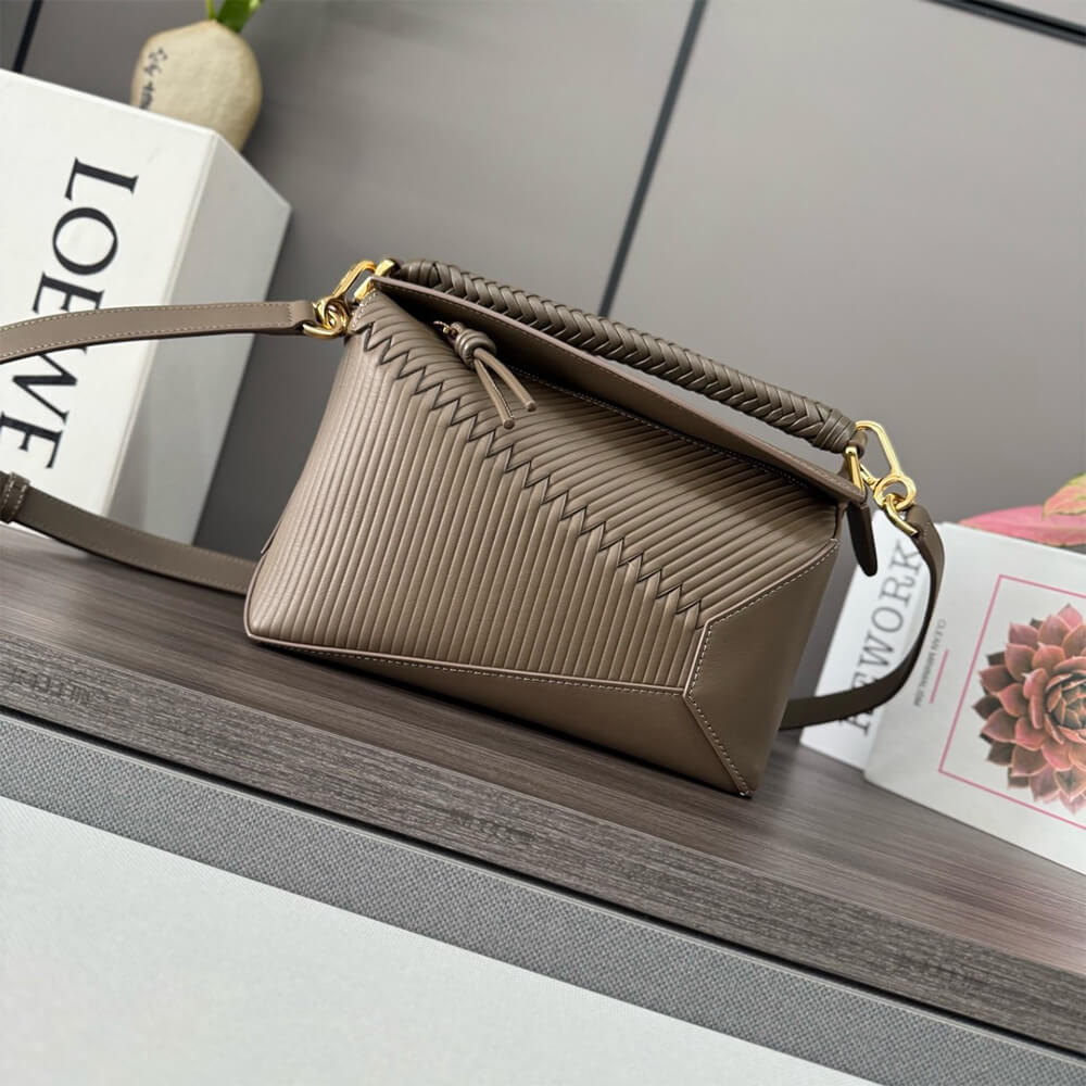 LOEWE Small Puzzle bag in calfskin(HIGH-END GRADE)