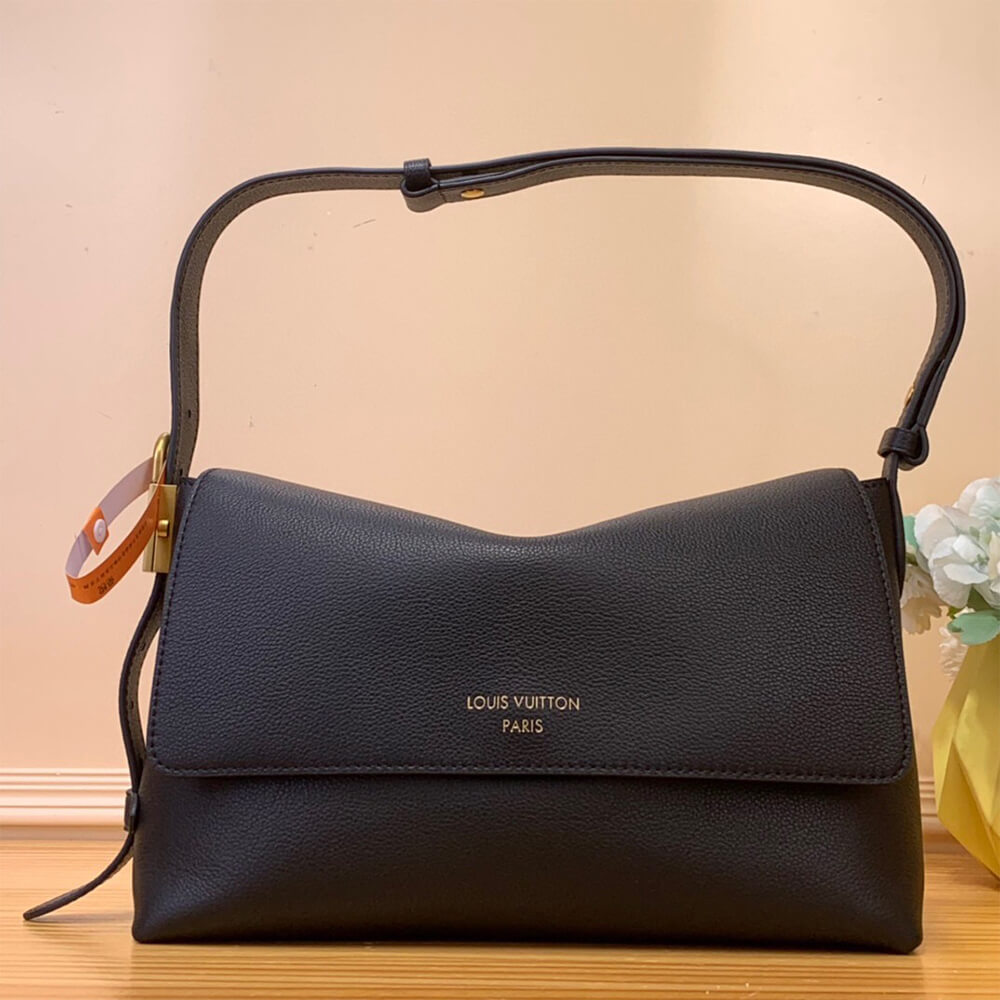 LV Low Key Messenger(HIGH-END GRADE)