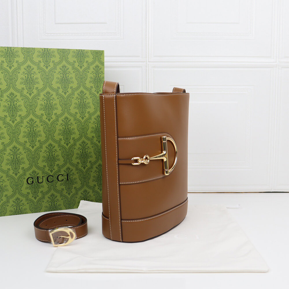 G*u*i 73 small bucket bag