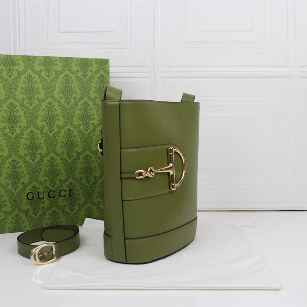 G*u*i 73 small bucket bag