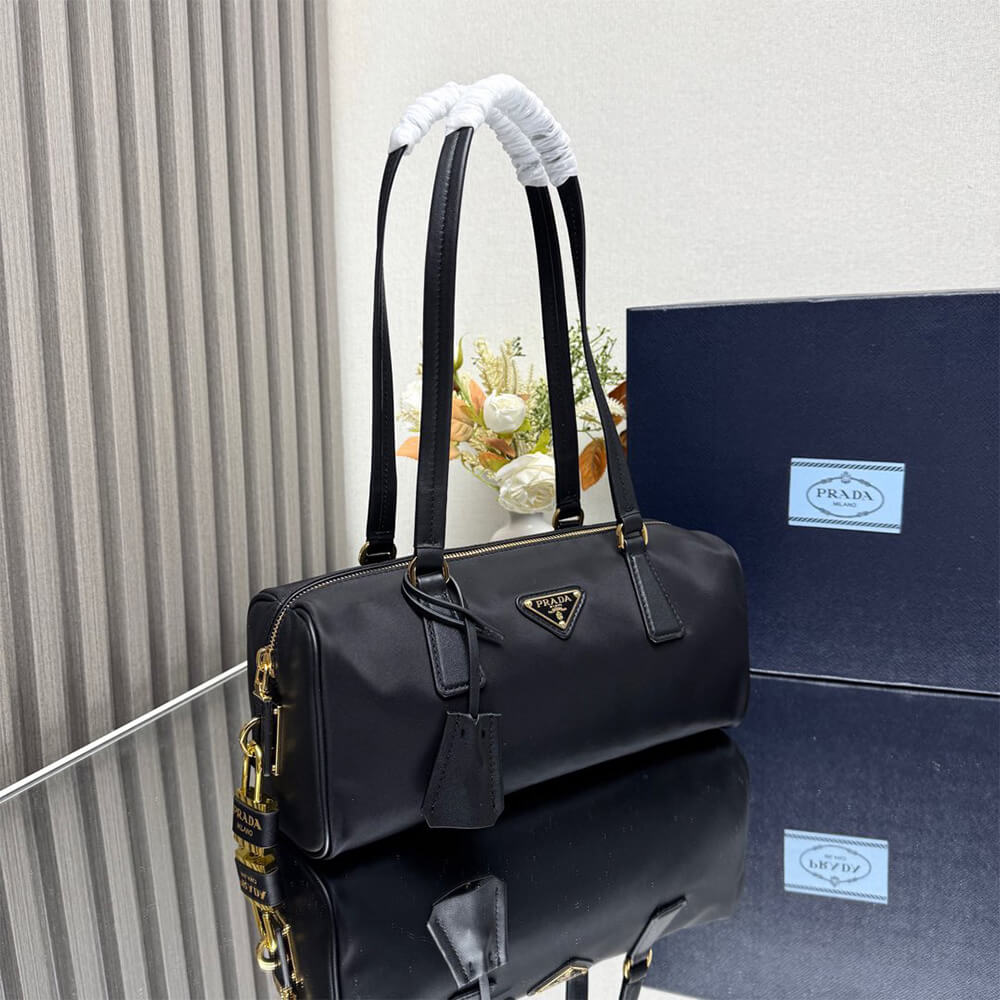 Prada Re-Nylon and leather medium top-handle bag with padlock(high-end grade)