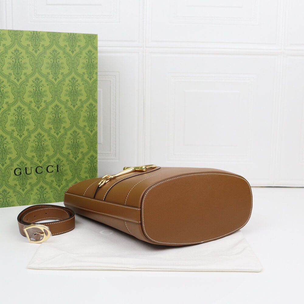 G*u*i 73 small bucket bag