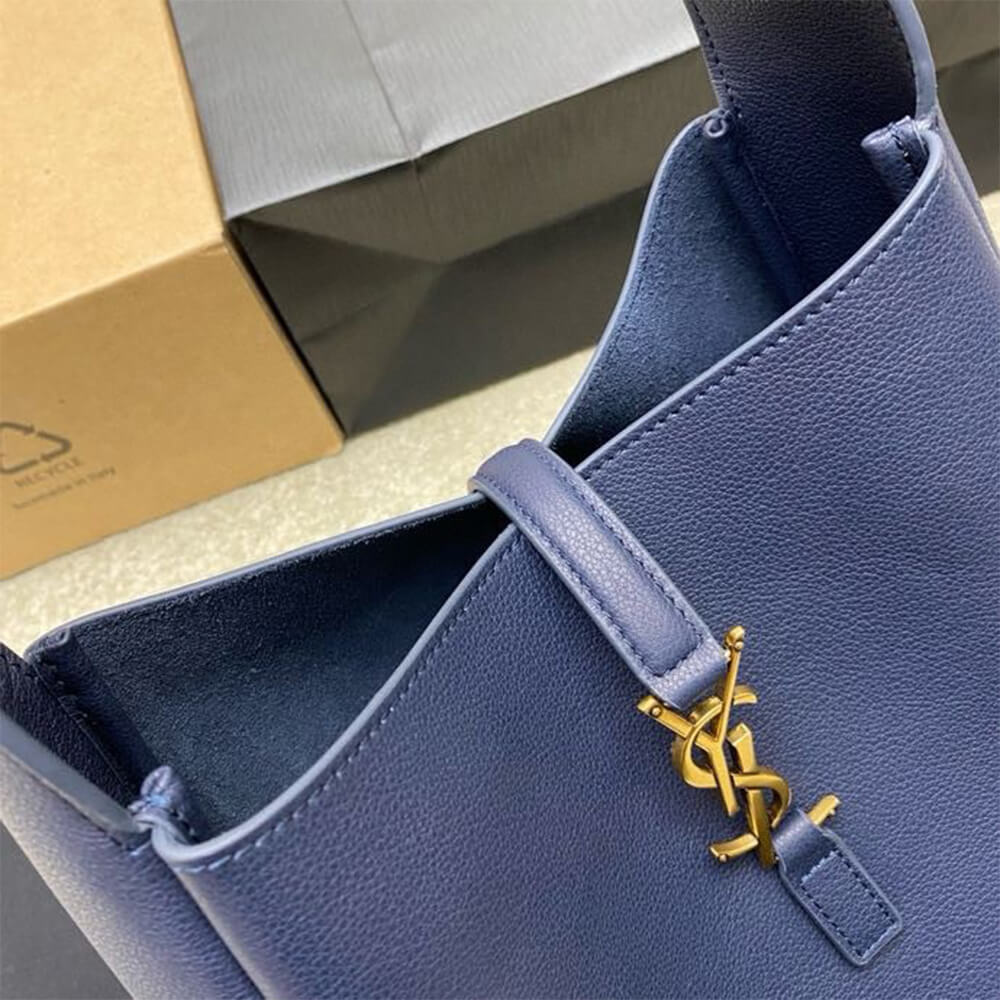 YSL le 5 a 7 supple small