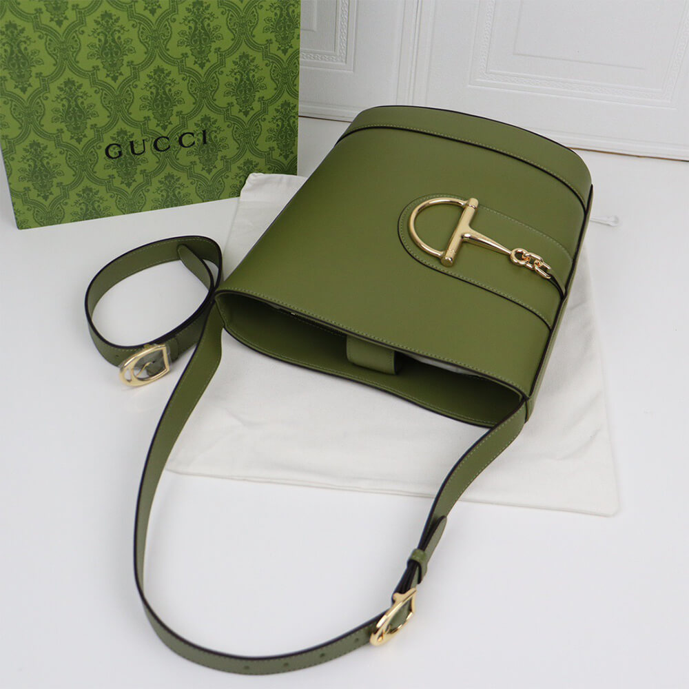 G*u*i 73 small bucket bag