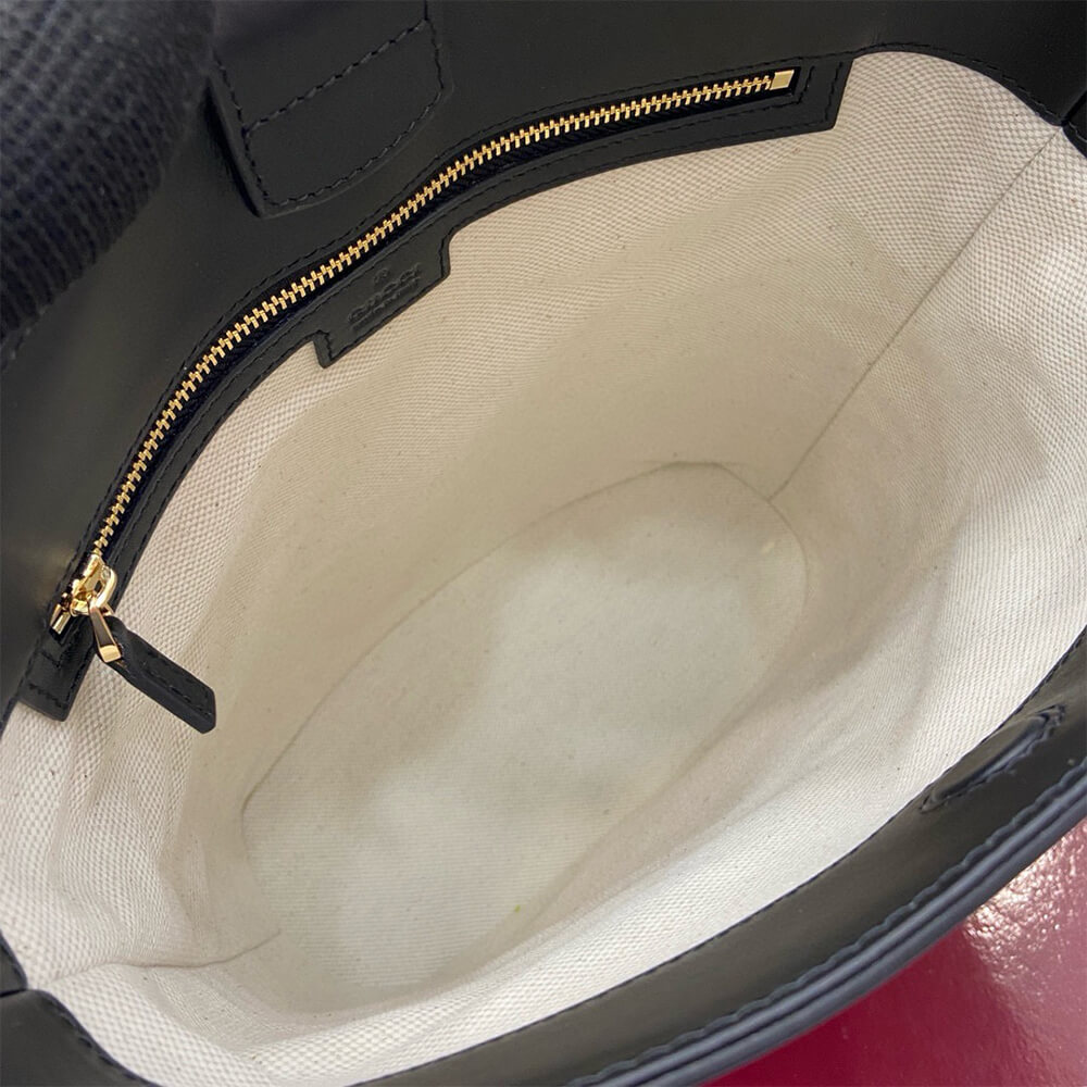 G*u*i 73 small bucket bag