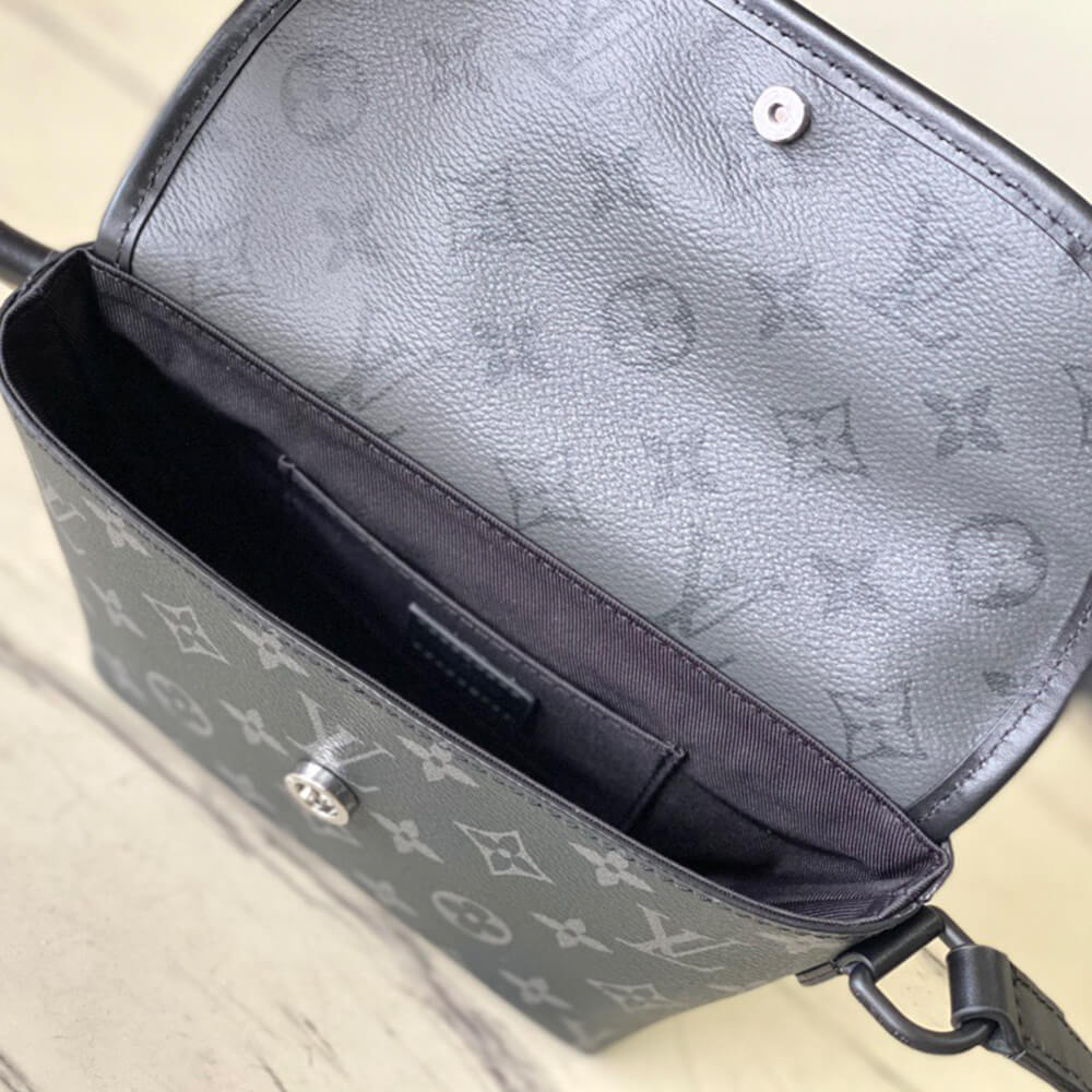 LV Pulse Wearable Wallet G65