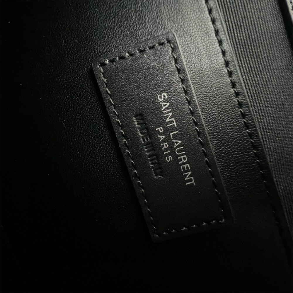YSL envelope medium in grained leather