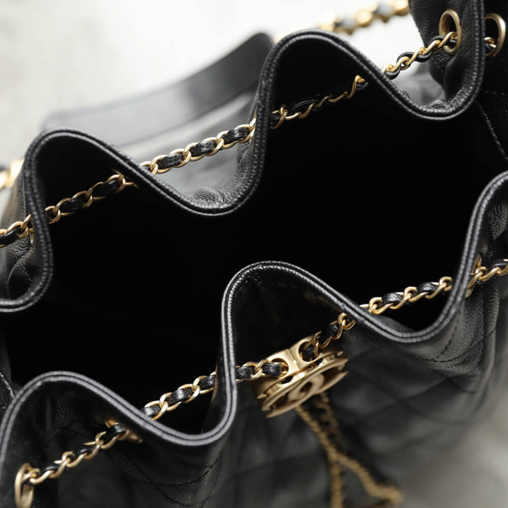CHANEL 25 Medium Handbag(tax-free Grade)