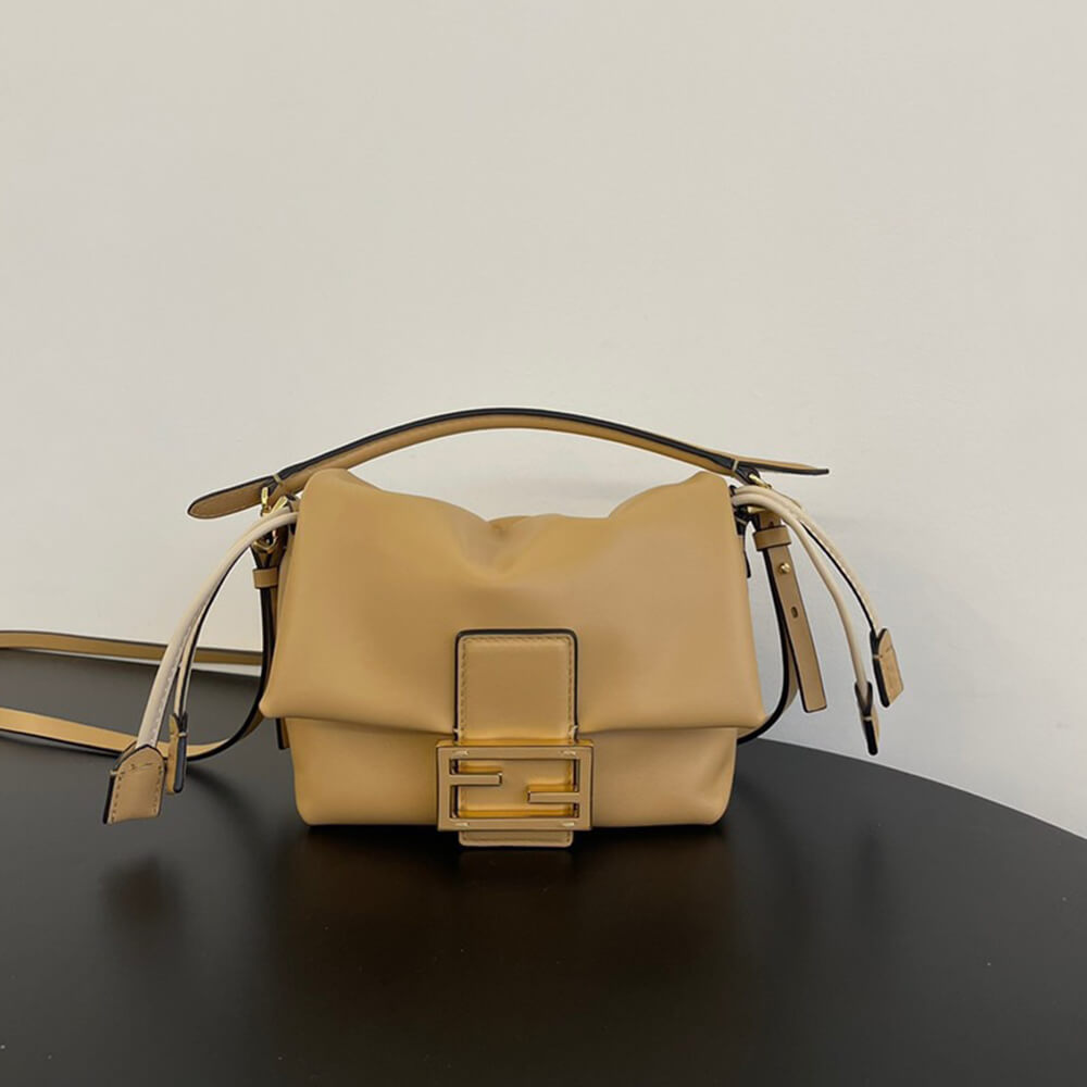 Fendi Mamma Baguette Small(high-end grade)