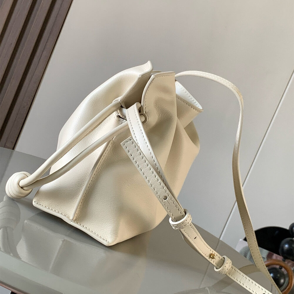 Loewe Mini Flamenco clutch in nappa calfskin(HIGH-END GRADE)