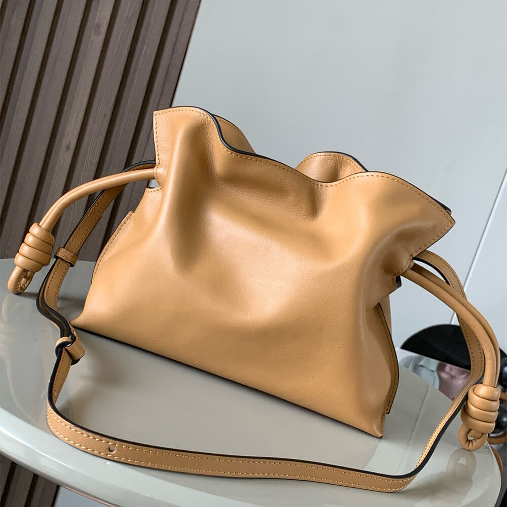 Loewe Mini Flamenco clutch in nappa calfskin(HIGH-END GRADE)