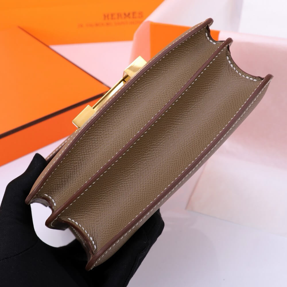 Hermes Constance 18