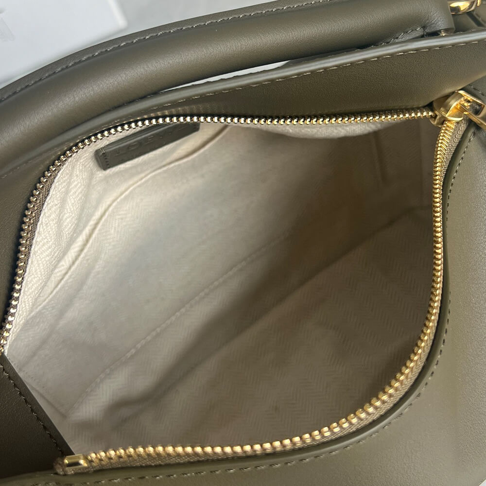 Loewe Small Puzzle Edge bag in classic calfskin(High-end grade)