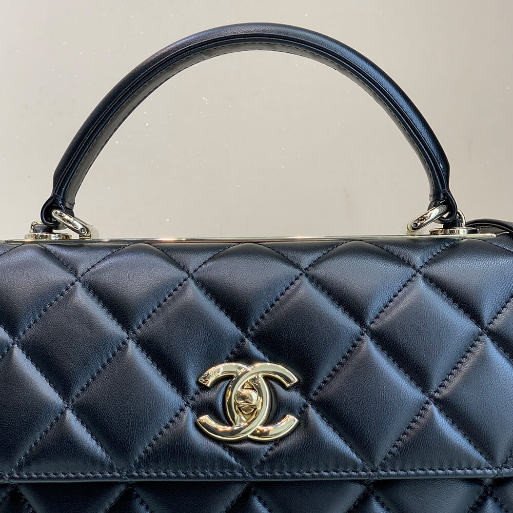 CHANEL FLAP BAG WITH TOP HANDLE(tax-free Grade)