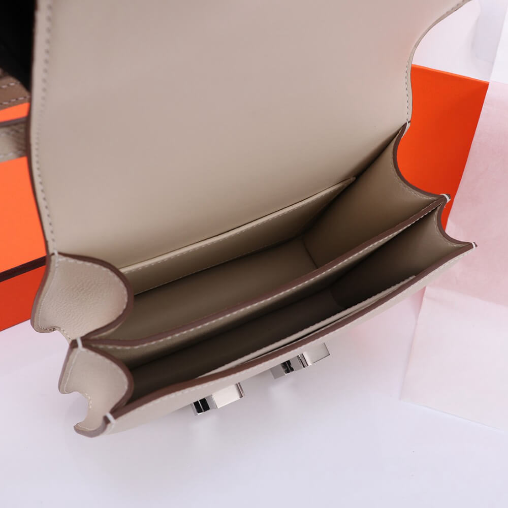 Hermes Constance 18