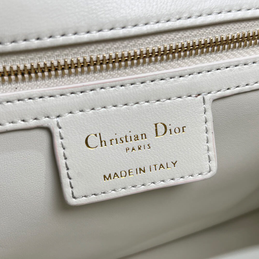 Dior Medium Soft Dior Caro Bag(HIGH-END GRADE)