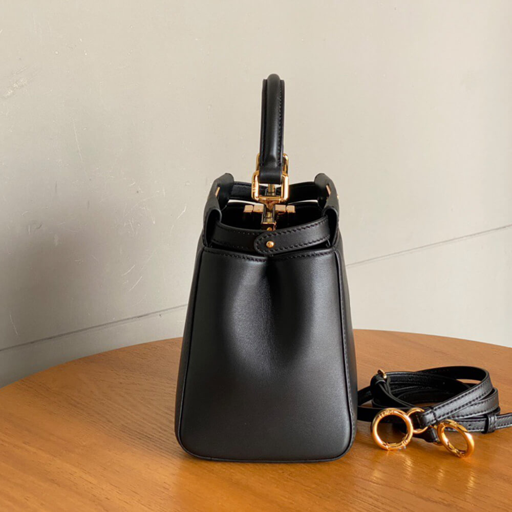 Fendi Peekaboo Mini(tax-free grade)