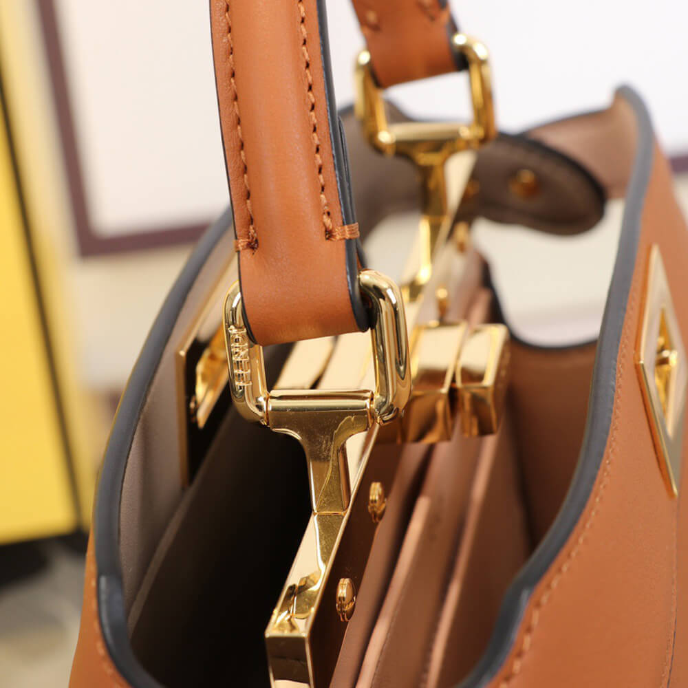 FENDI Peekaboo ISeeU Small(high-end grade)