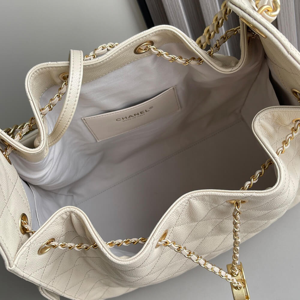 CHANEL 25 Medium Handbag(high-end grade)