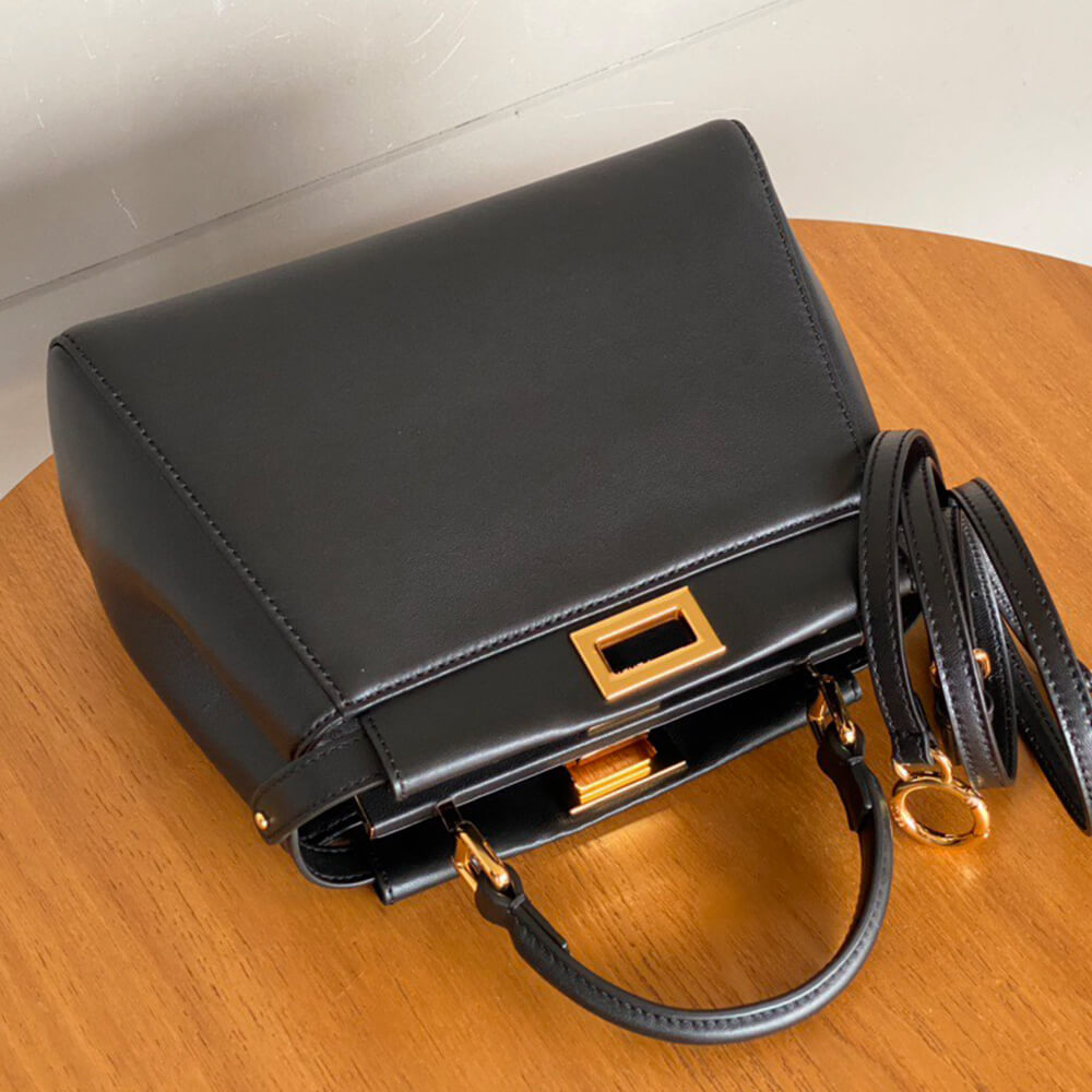 Fendi Peekaboo Mini(tax-free grade)